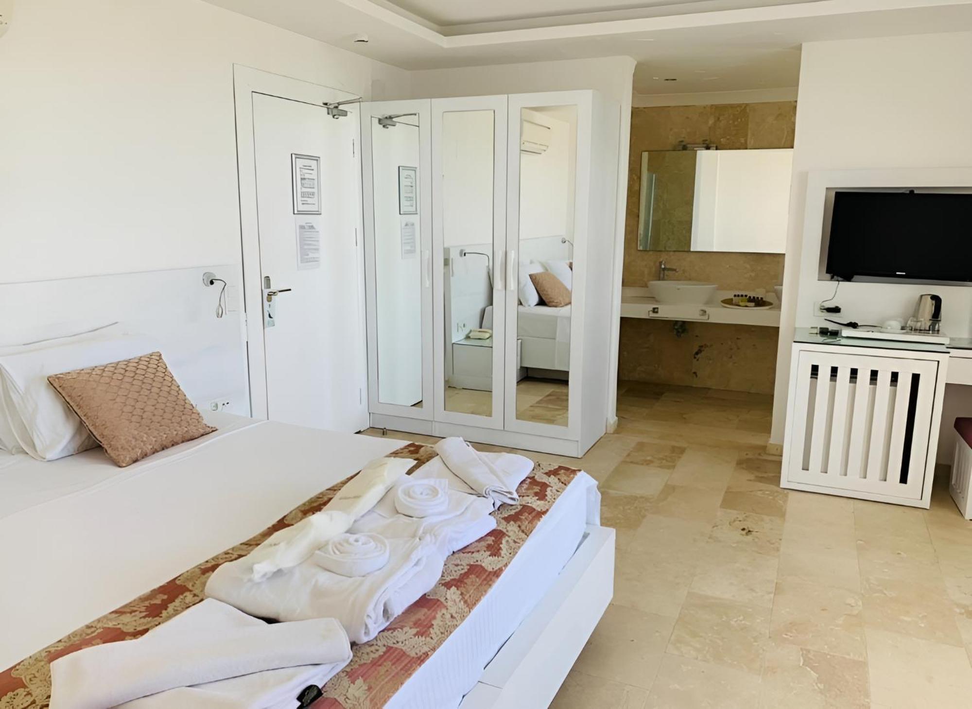 Oasis Hotel (Adults Only) Kalkan Eksteriør bilde